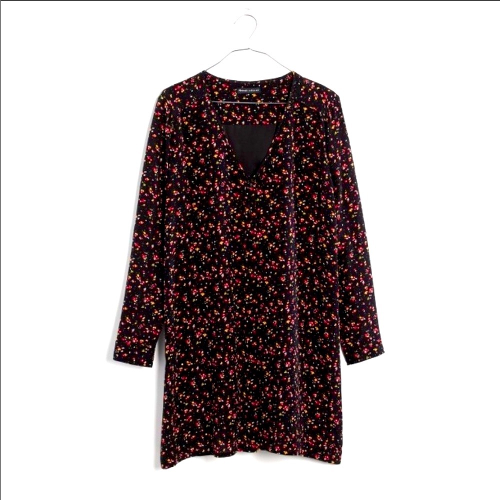 Madewell et Sezane Elly Silk Shirtdress